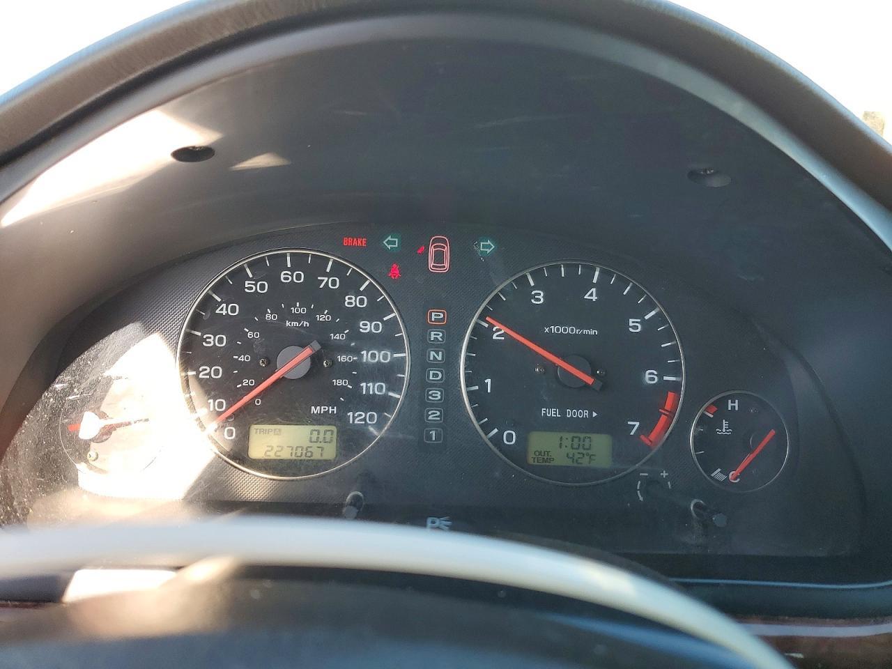 2004 Subaru Legacy Outback awp