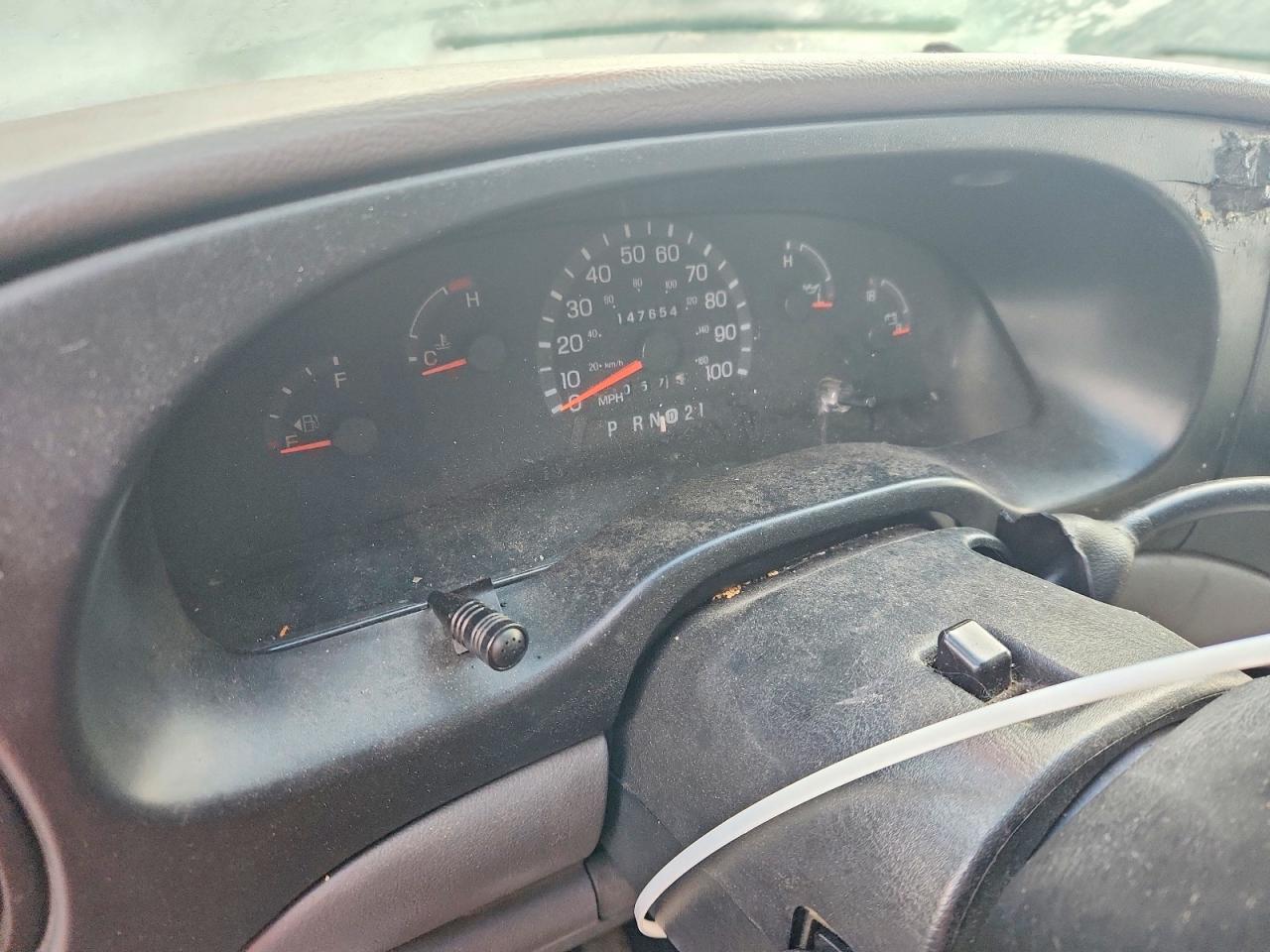 1998 Ford Econoline E250 van