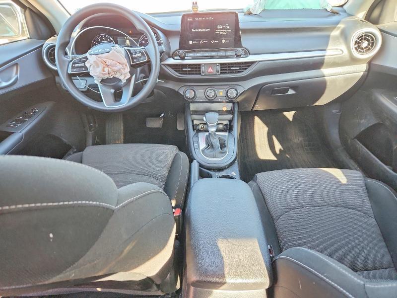 2024 KIA Forte lx