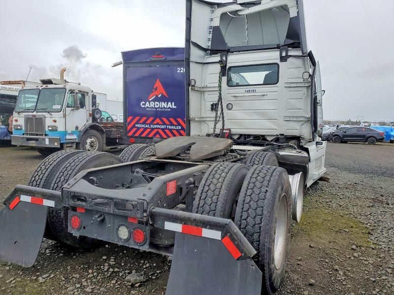 2025 Volvo VNR Semi Truck