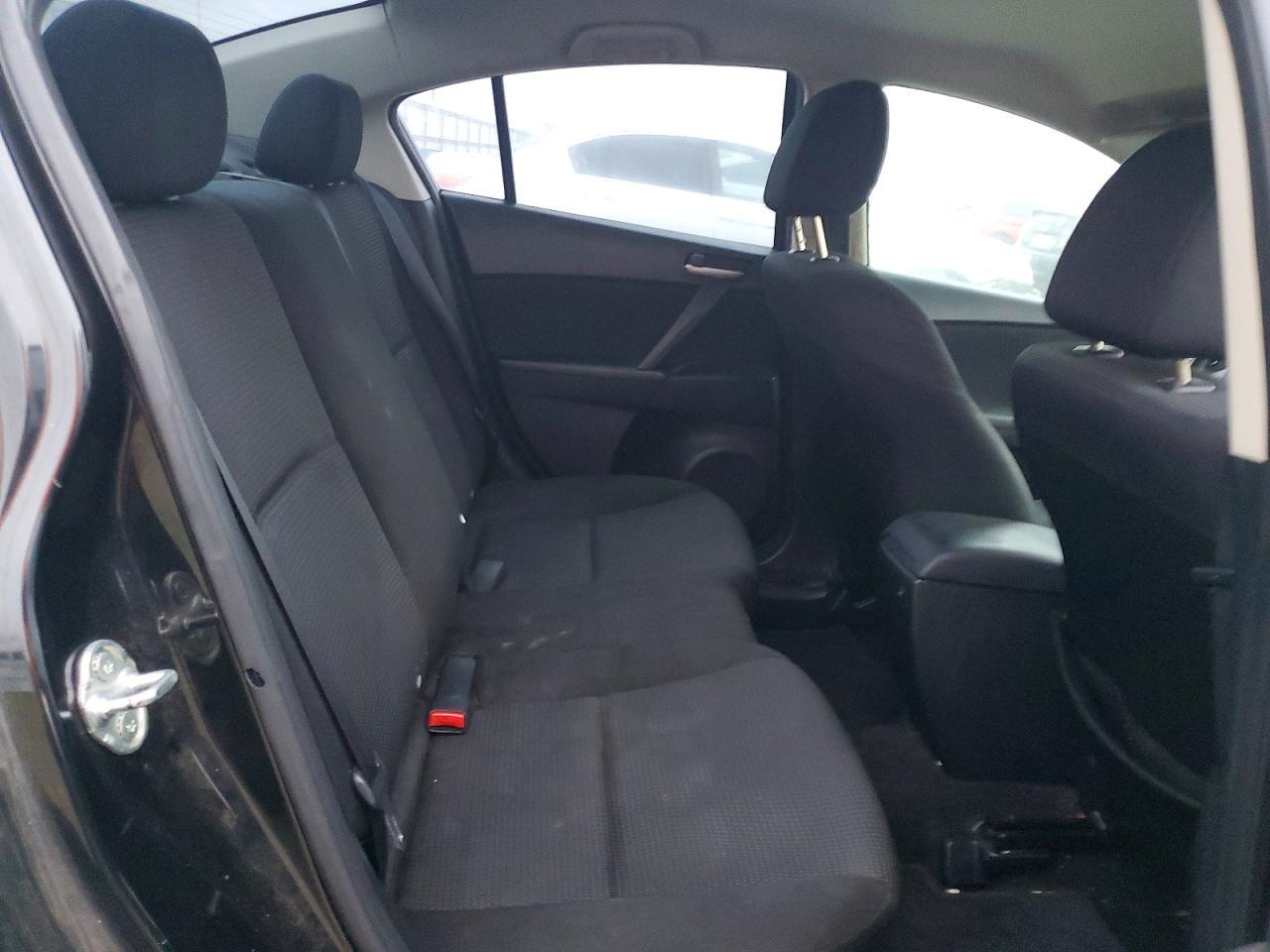 2012 Mazda 3 I