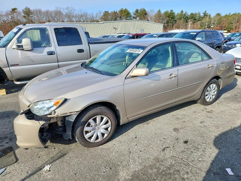 2005 Toyota Camry le