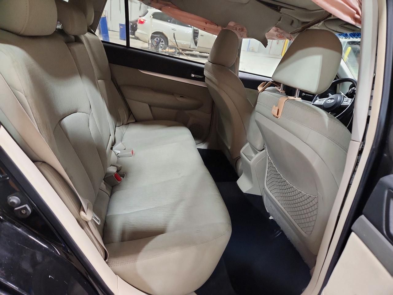 2010 Subaru Outback 2.5i Premium