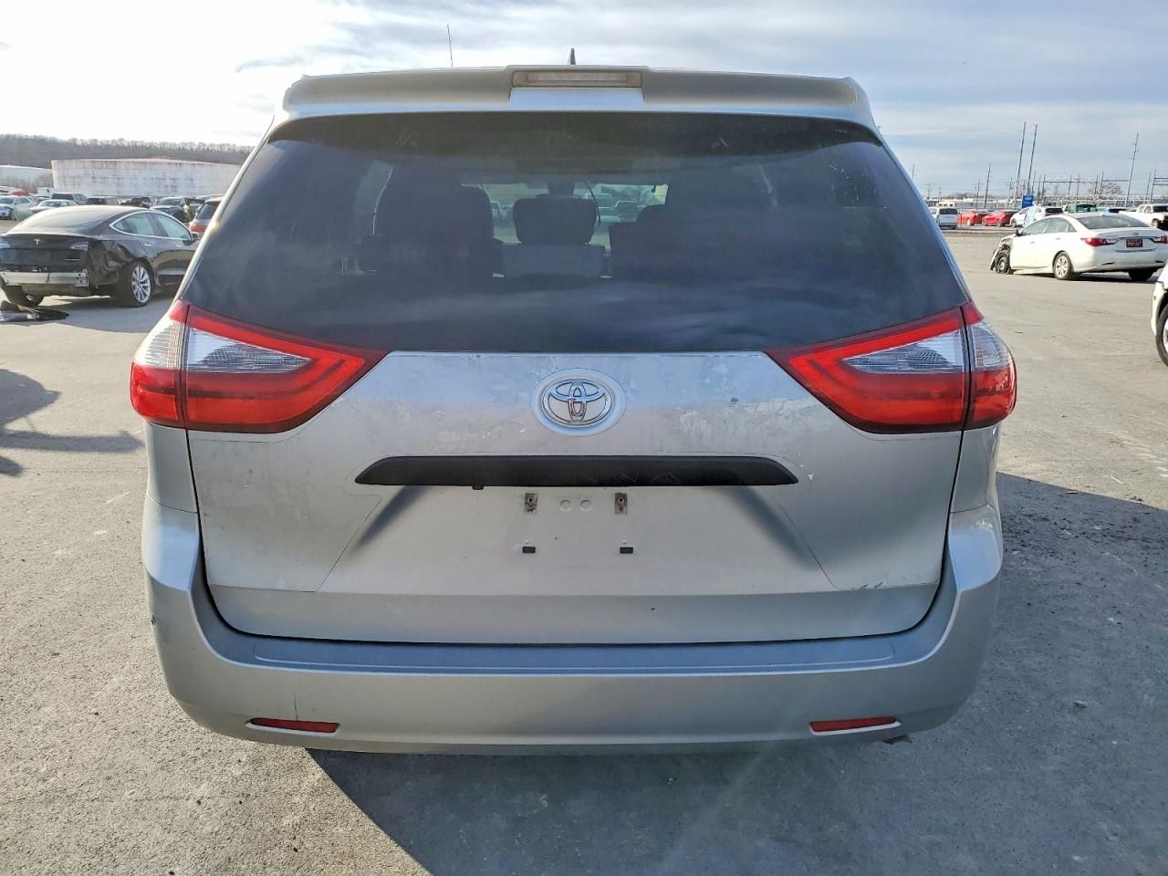 2020 Toyota Sienna l