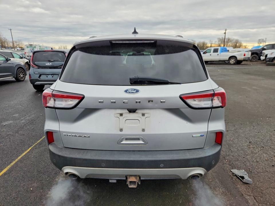 2020 Ford Escape Titanium