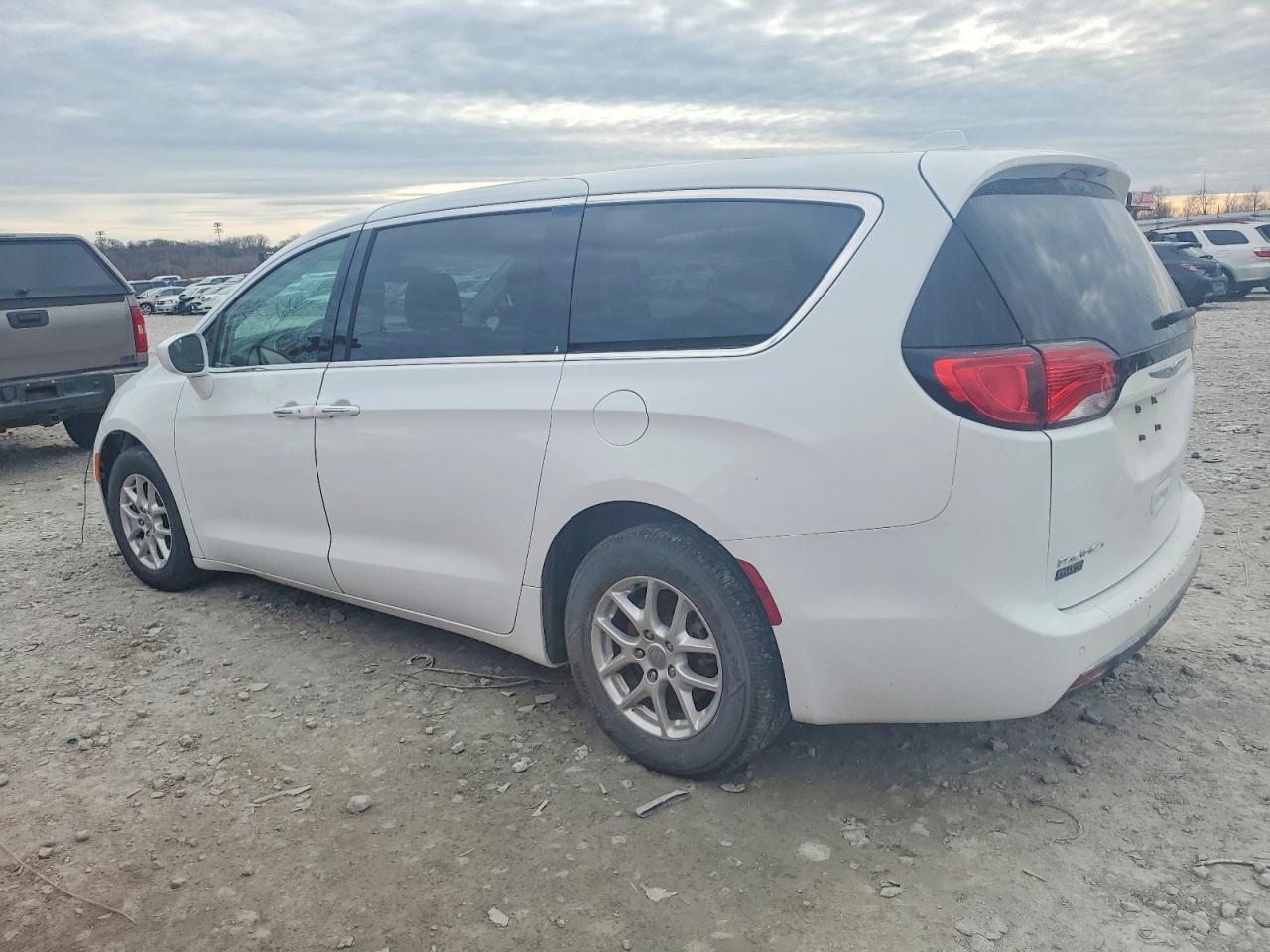2020 Chrysler Pacifica Touring