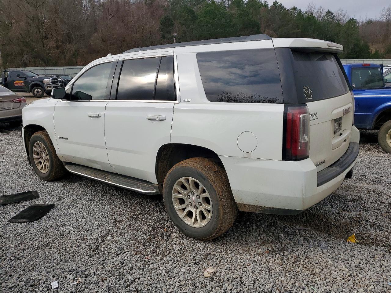 2017 GMC Yukon slt