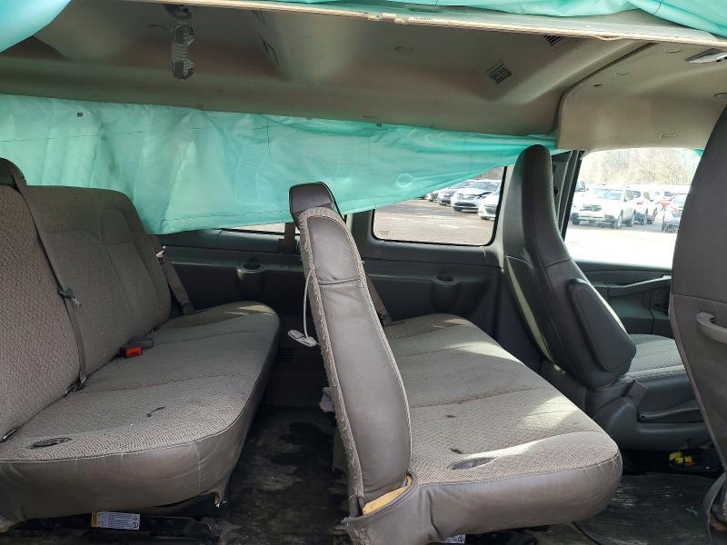 2022 Chevrolet Express G3500 LS