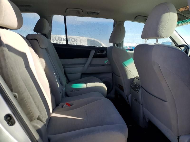 2013 Toyota Highlander Base