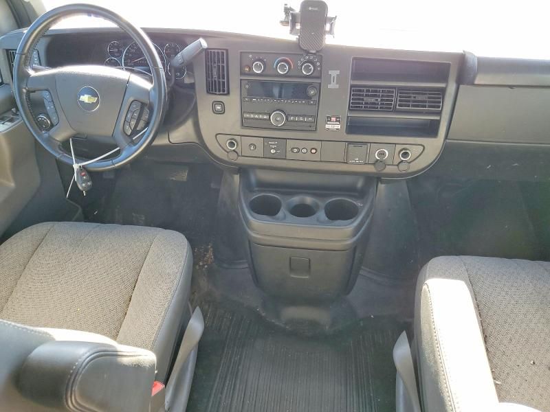 2022 Chevrolet Express G2500