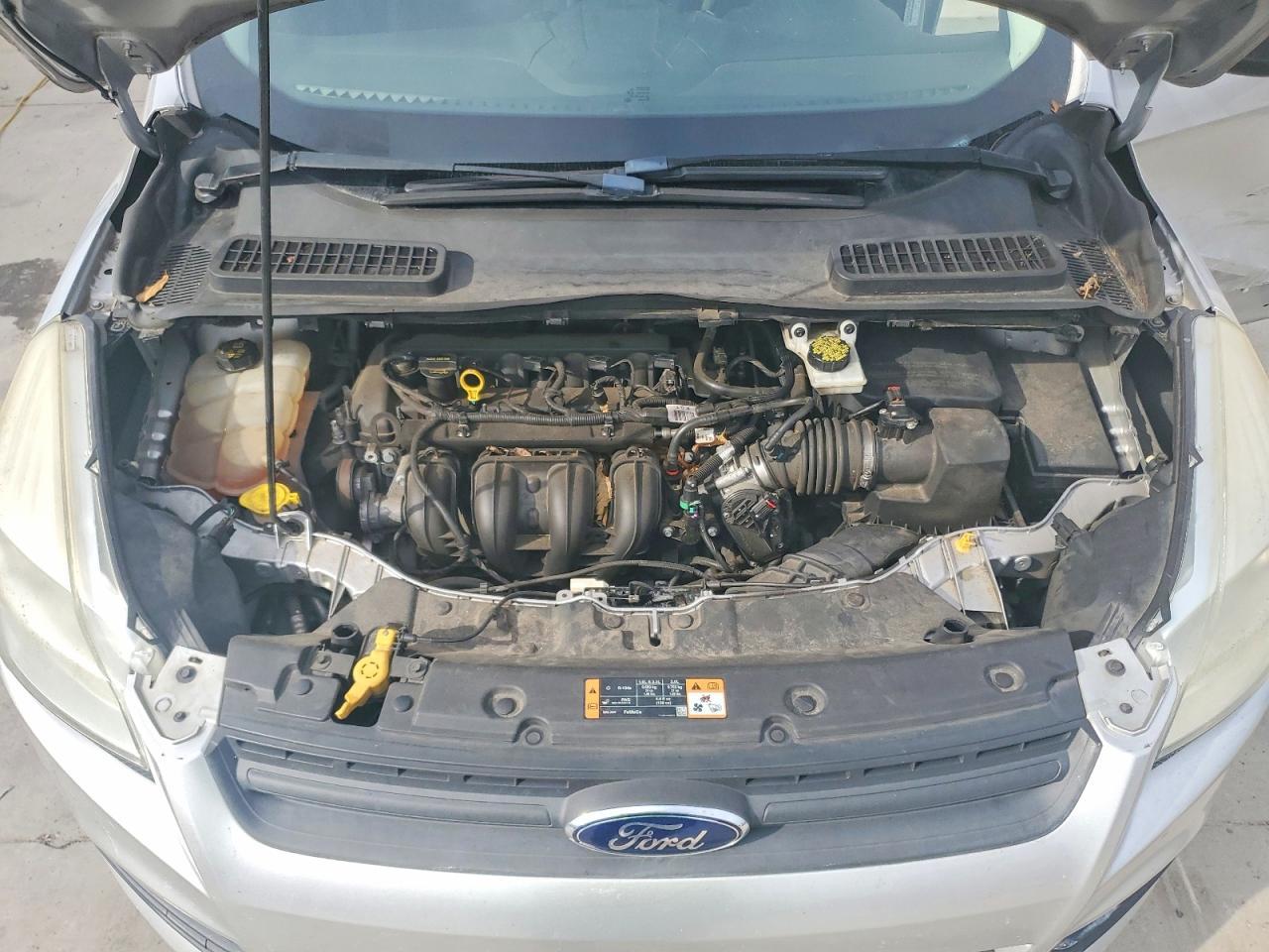 2014 Ford Escape s