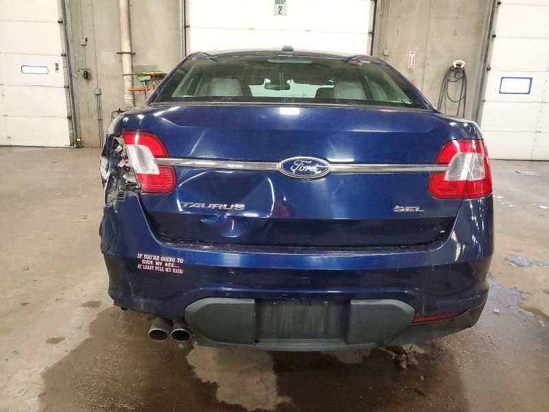 2011 Ford Taurus sel
