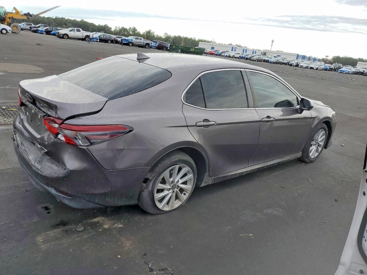 2021 Toyota Camry le