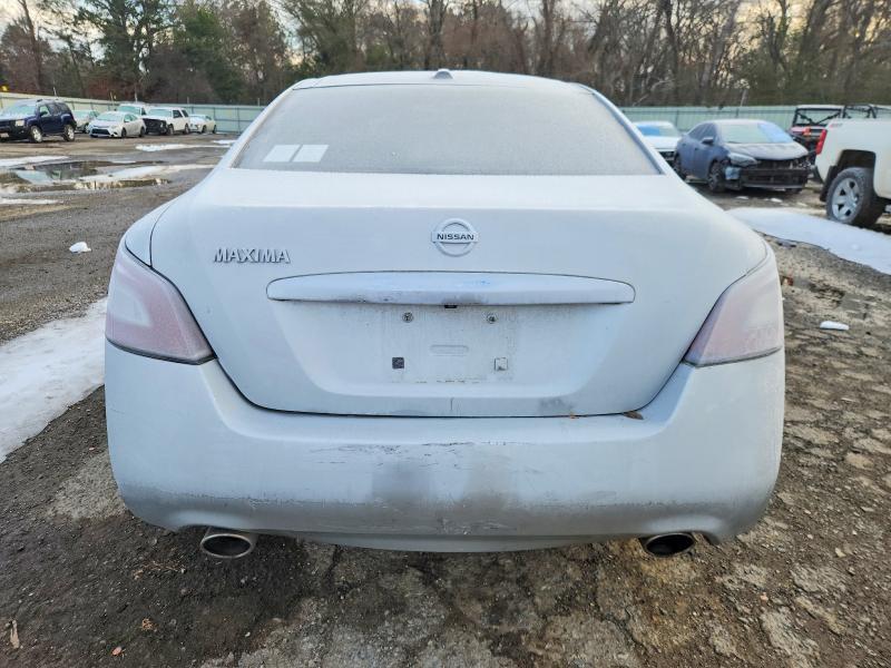 2014 Nissan Maxima s