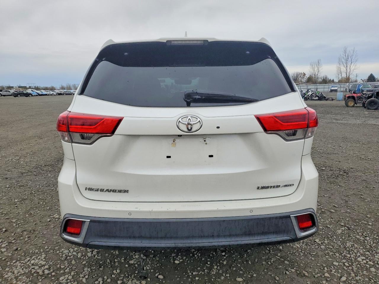 2017 Toyota Highlander Limited