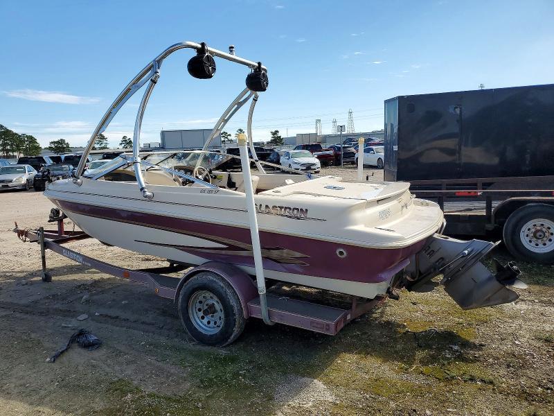 1999 Glastron Boat