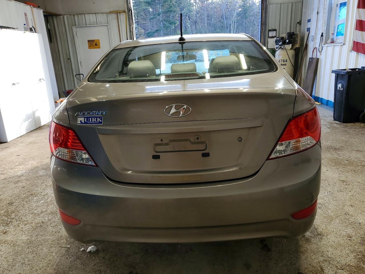2014 Hyundai Accent gls