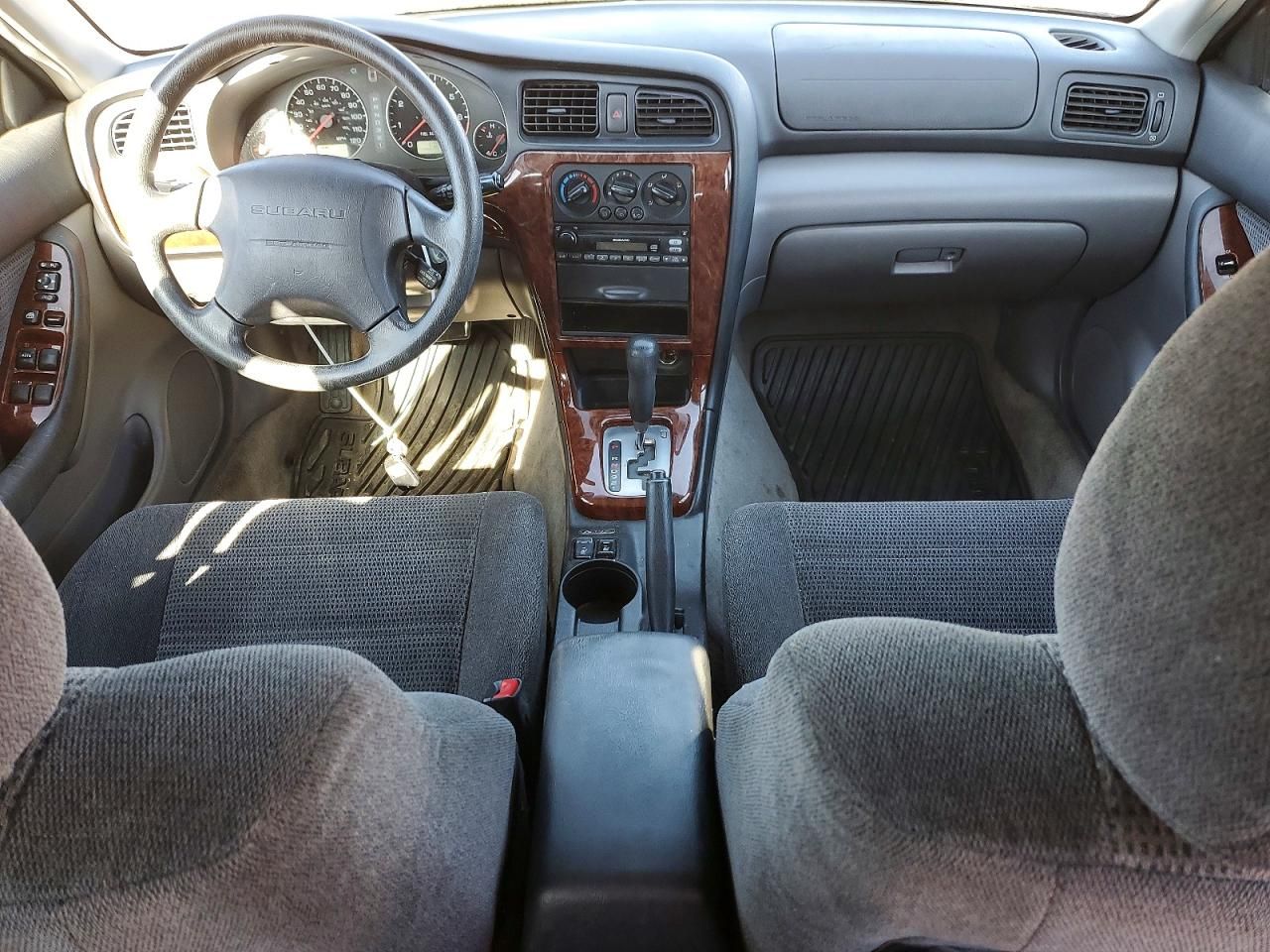 2004 Subaru Legacy Outback awp