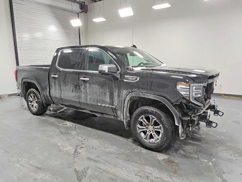 2026 GMC Sierra K1500 slt