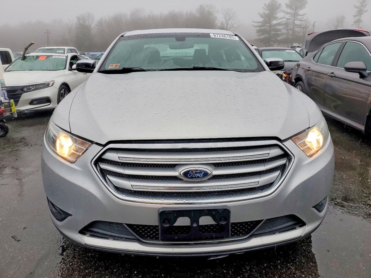 2014 Ford Taurus Limited