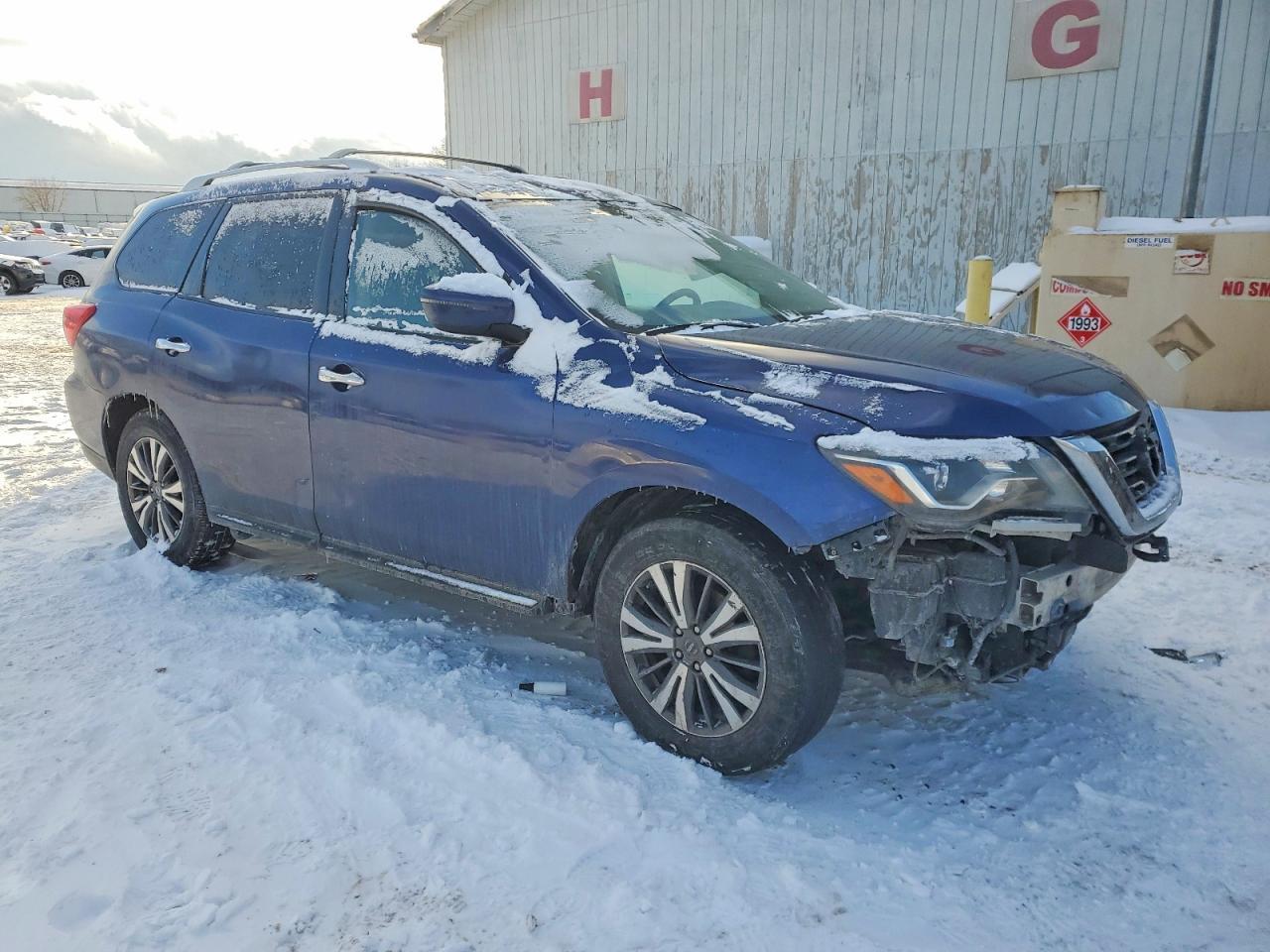 2018 Nissan Pathfinder s