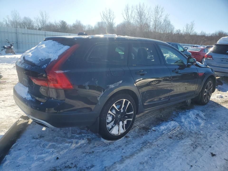 2017 Volvo V90 Cross Country T6 Inscription