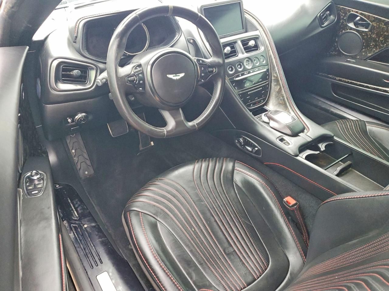 2018 Aston Martin Db11