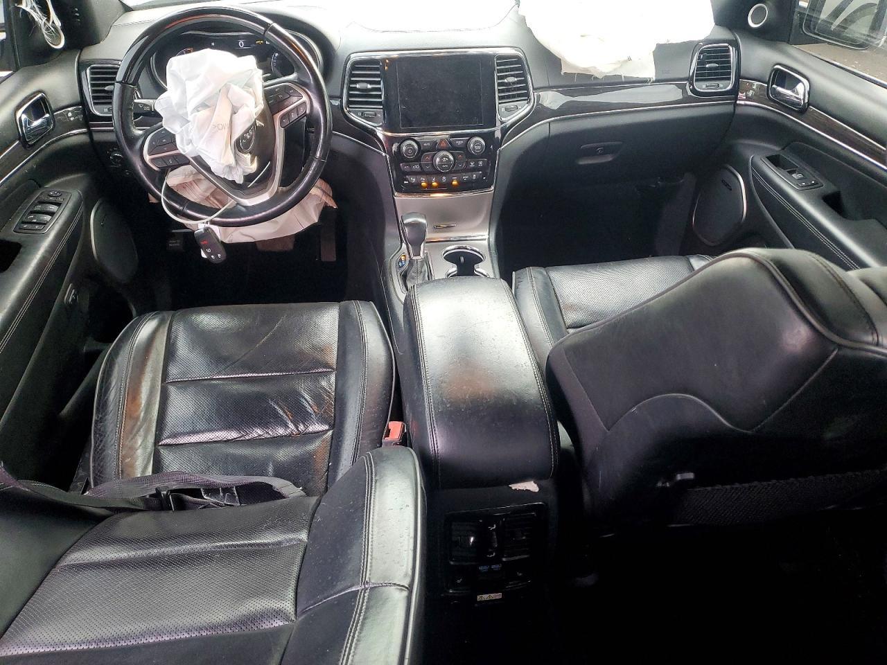 2020 Jeep Grand Cherokee Overland