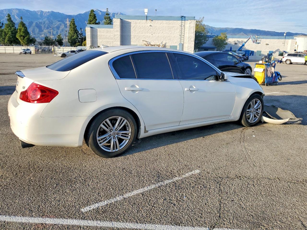 2013 Infiniti G37 Base