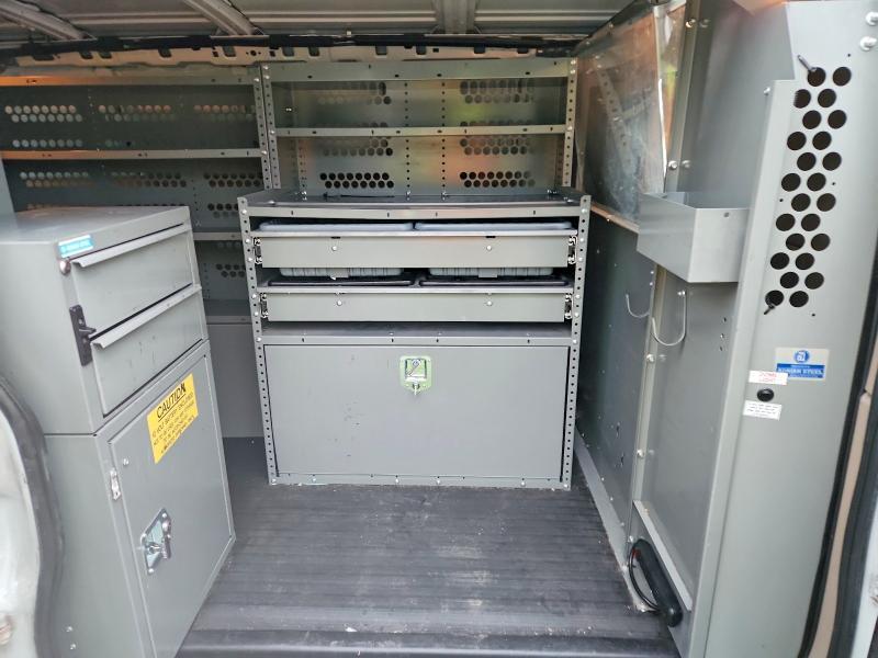 2011 Chev Rolet Express 2500 Utility / Service van