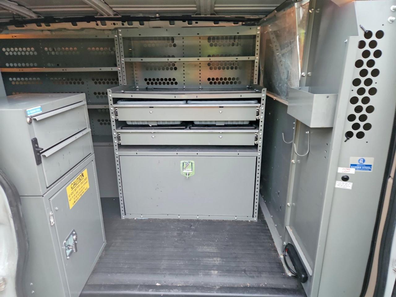 2011 Chev Rolet Express 2500 Utility / Service Van