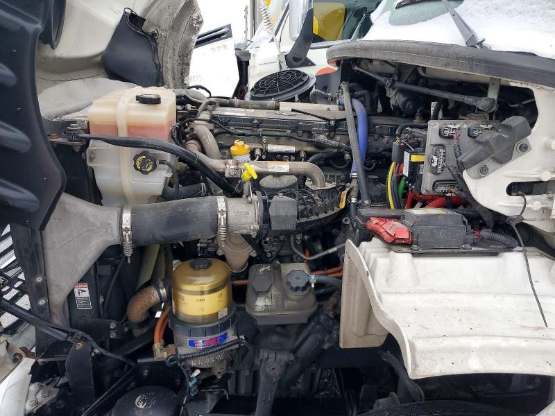 2019 Freightliner Business Class M2 box Truck