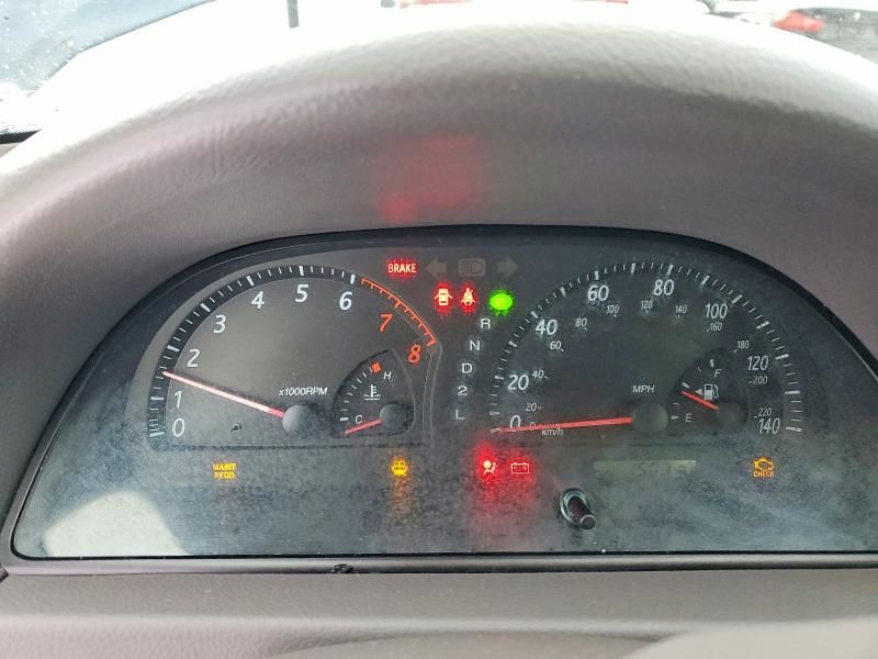 2004 Toyota Camry le