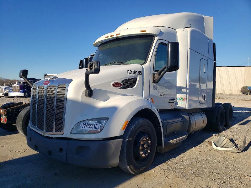 2018 Peterbilt 579 Semi Truck