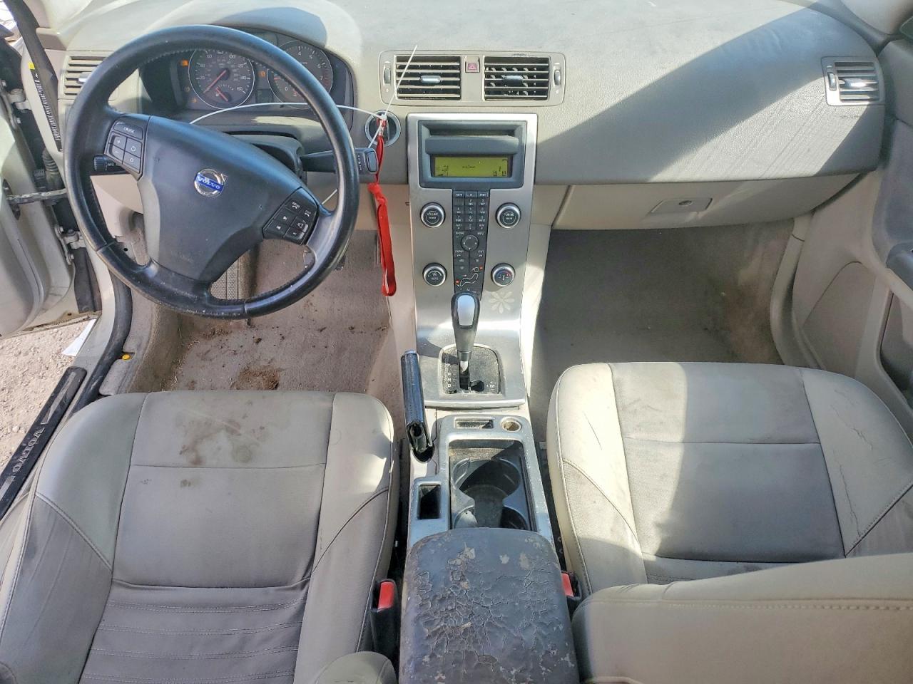 2010 Volvo S40 2.4i