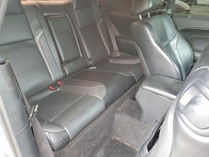 2015 Dodge Challenger sxt Plus