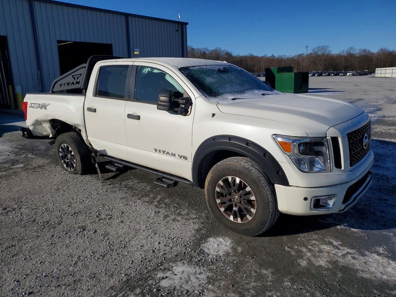 2019 Nissan Titan sv