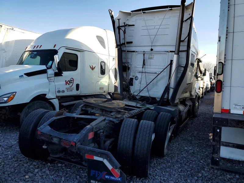2022 Volvo VNL Semi Truck
