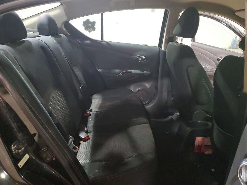 2016 Nissan Versa s