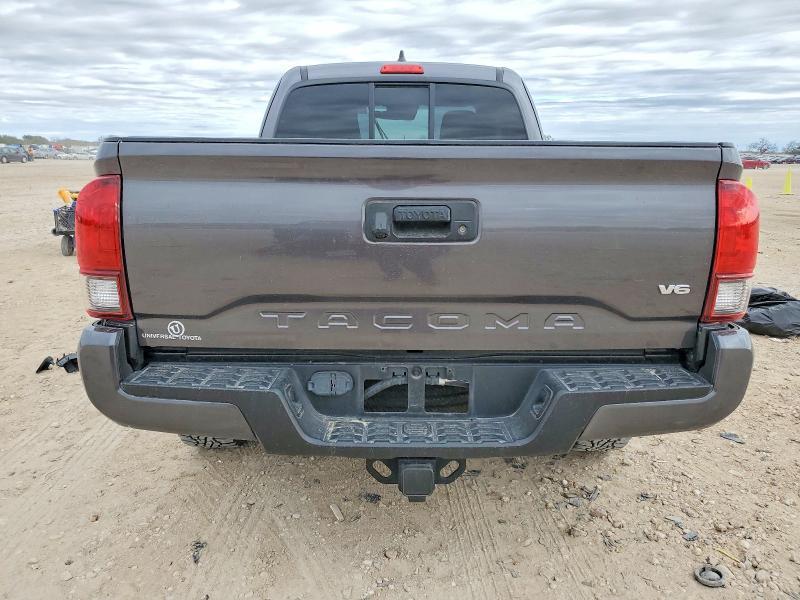 2022 Toyota Tacoma Access cab