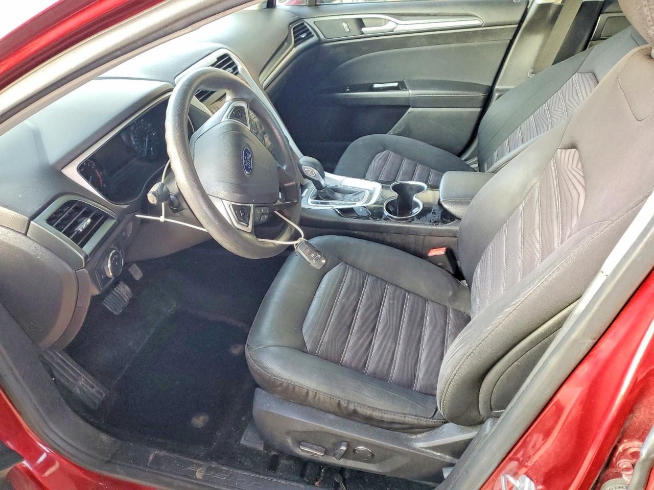 2016 Ford Fusion se