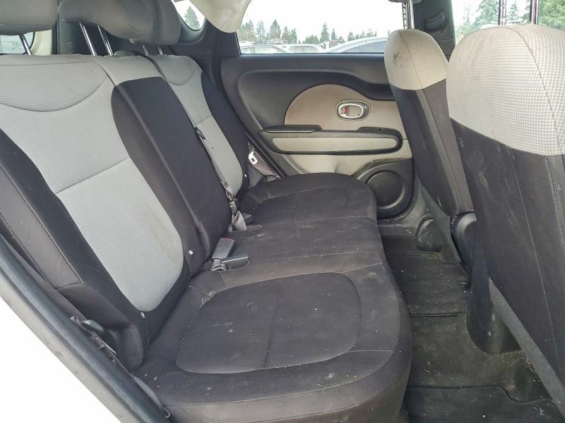 2015 KIA Soul Base