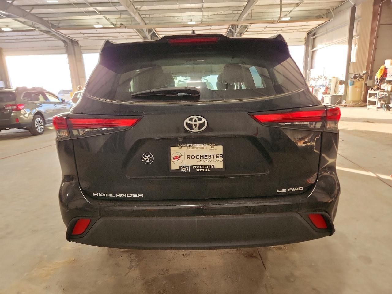 2022 Toyota Highlander l