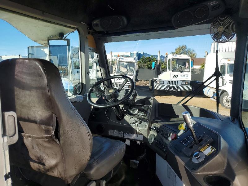 2016 Kalm AR Ottawa T2 Yard Truck