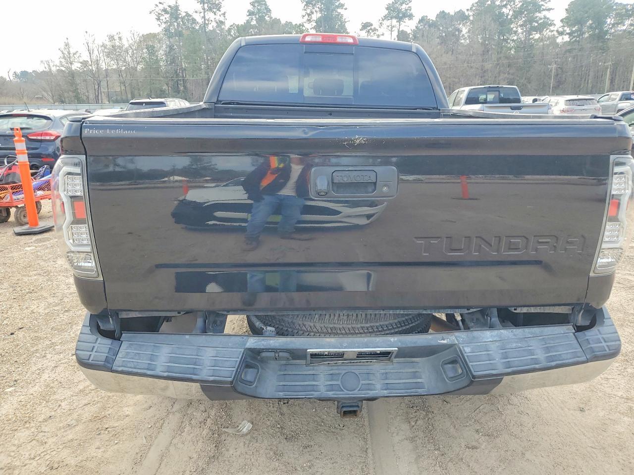 2014 Toyota Tundra Double Cab SR