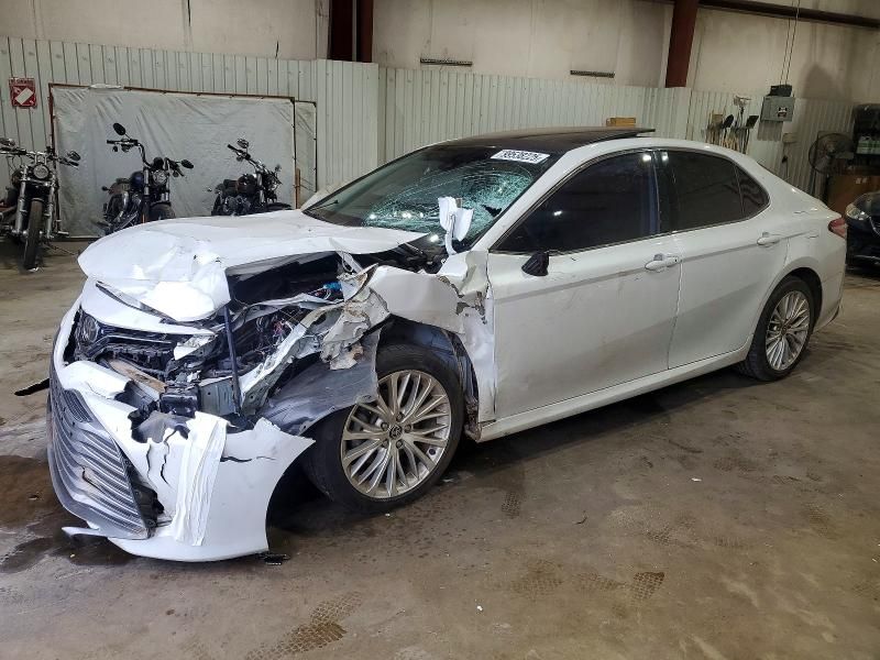 2020 Toyota Camry xle