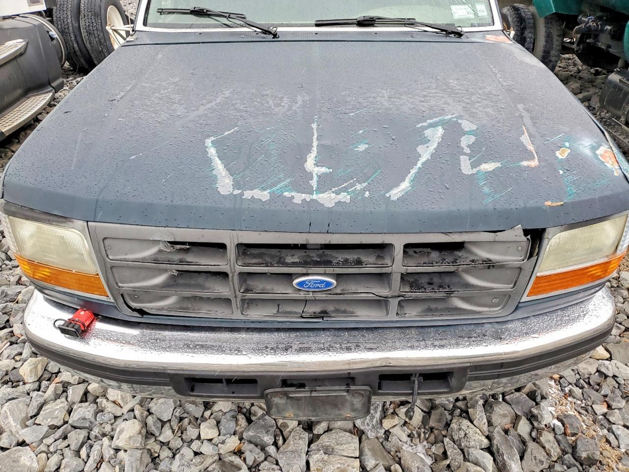 1995 Ford F350 Super Duty Dump Truck