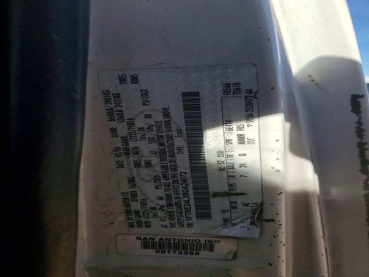 2006 Ford Econoline E250 van
