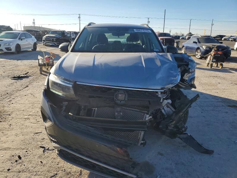 2023 Volkswagen Taos s