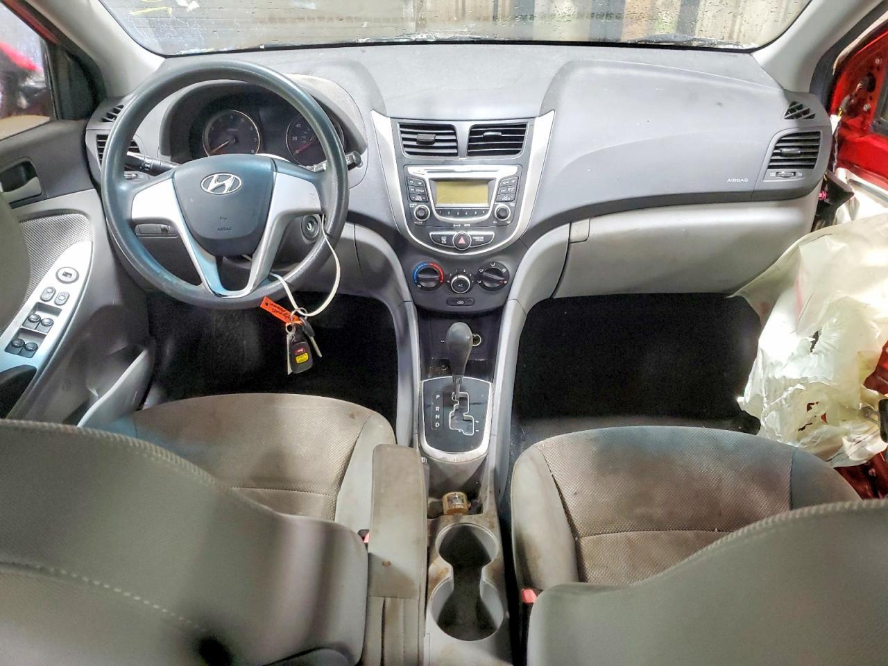 2013 Hyundai Accent gls